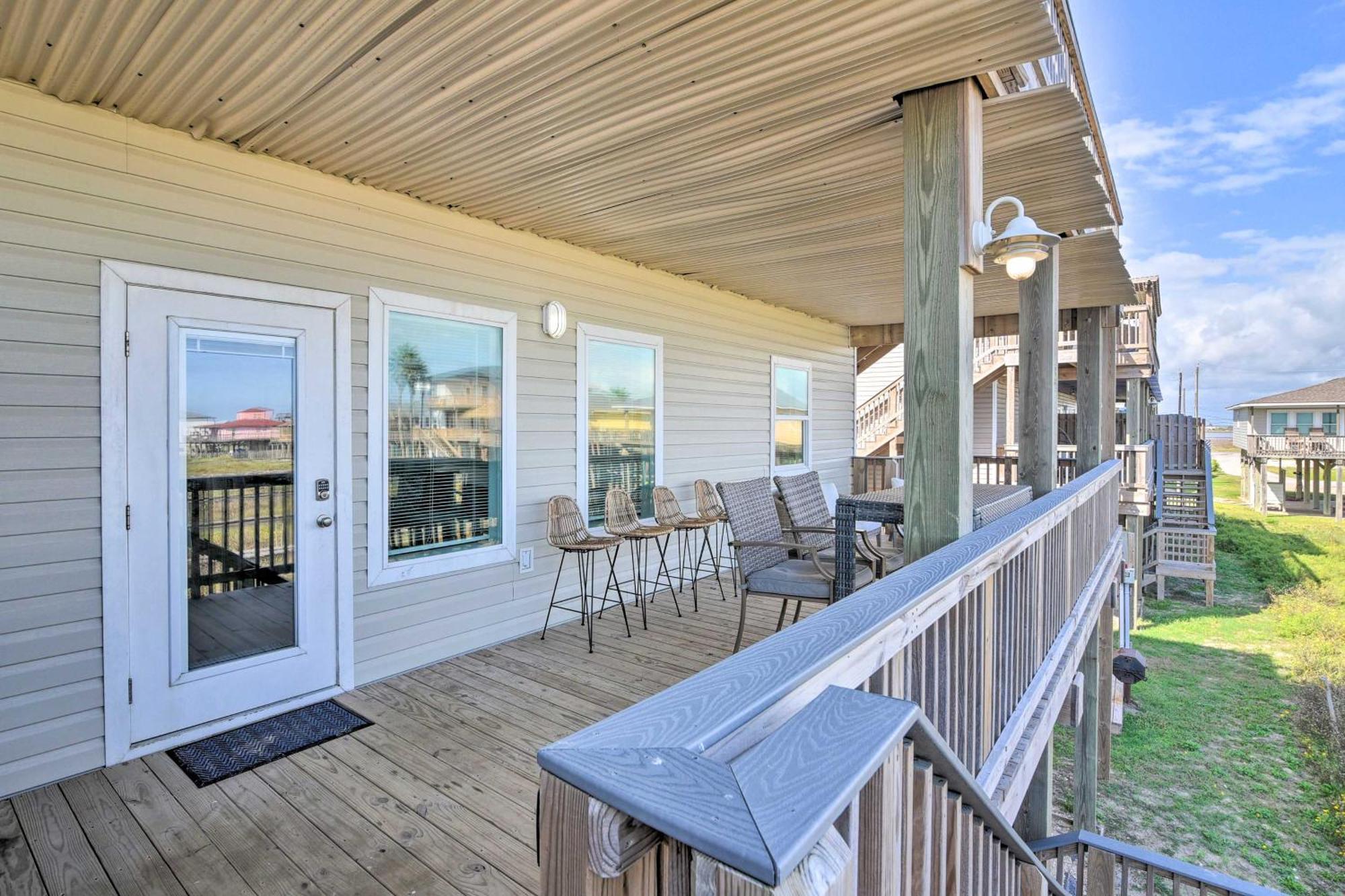 Surfside Beach Retreat With Deck And Ocean Views Екстер'єр фото